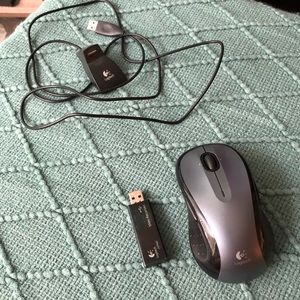 Wireless Mouse and Signal Enhancer